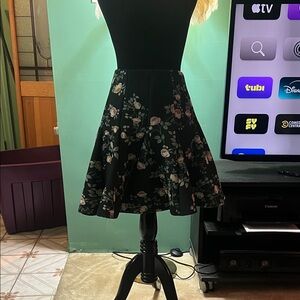 LC Lauren Conrad Green Floral Skater Skirt